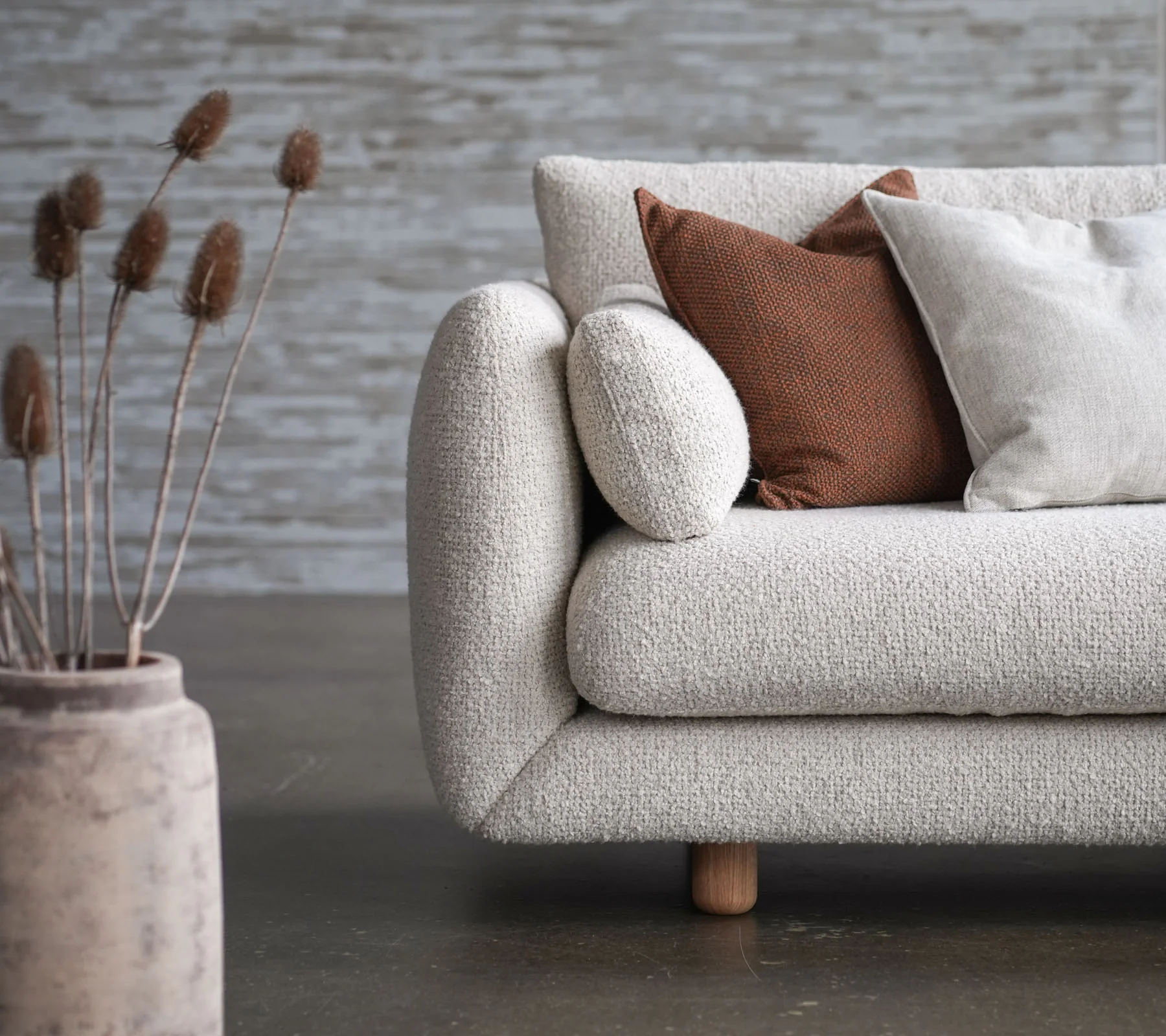 Bloom 3-seater sofa w/teak legs - Image 7