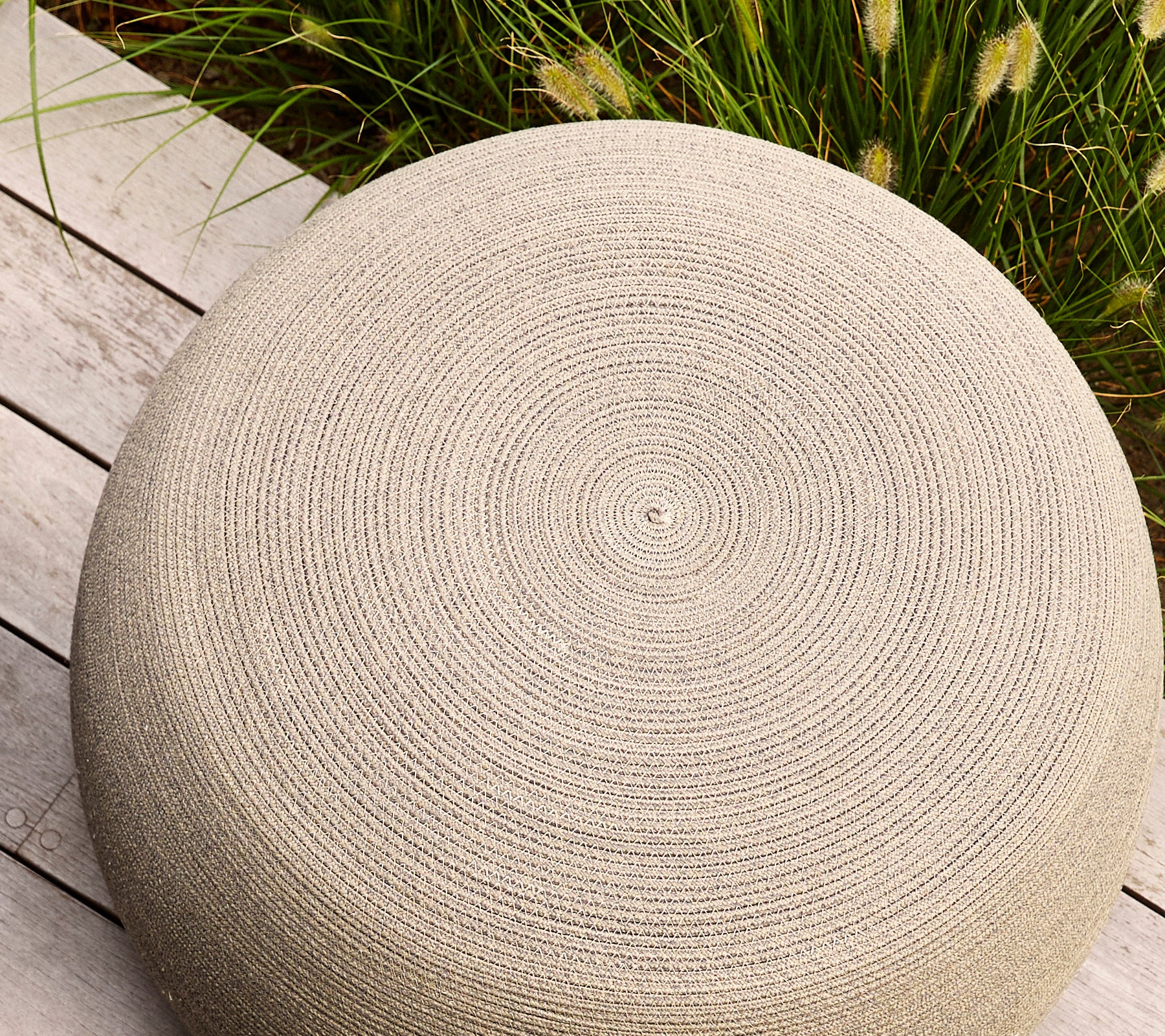 Circle footstool large - Image 9