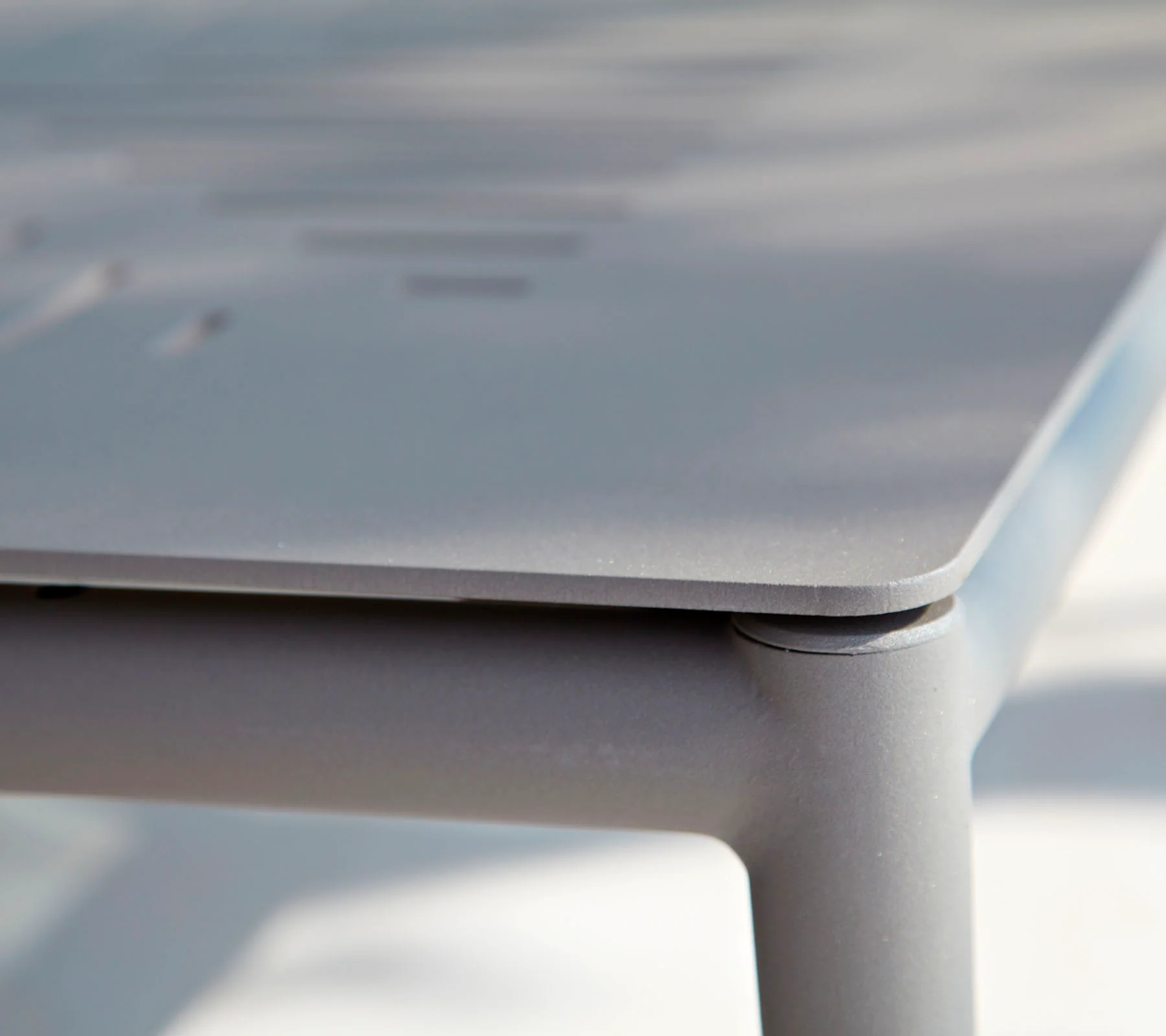 Conic coffee table - Image 4