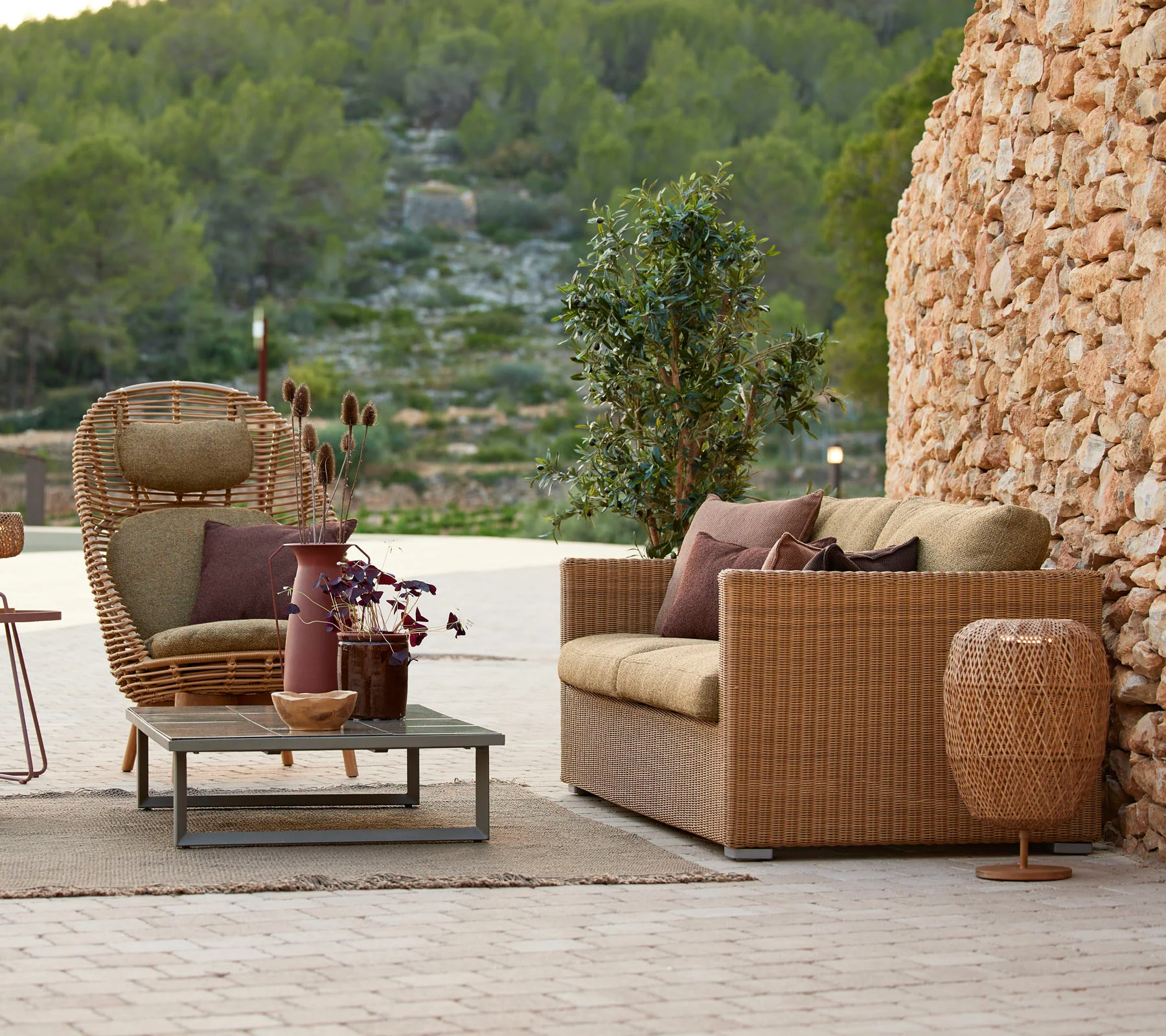 Hive highback chair - Image 7