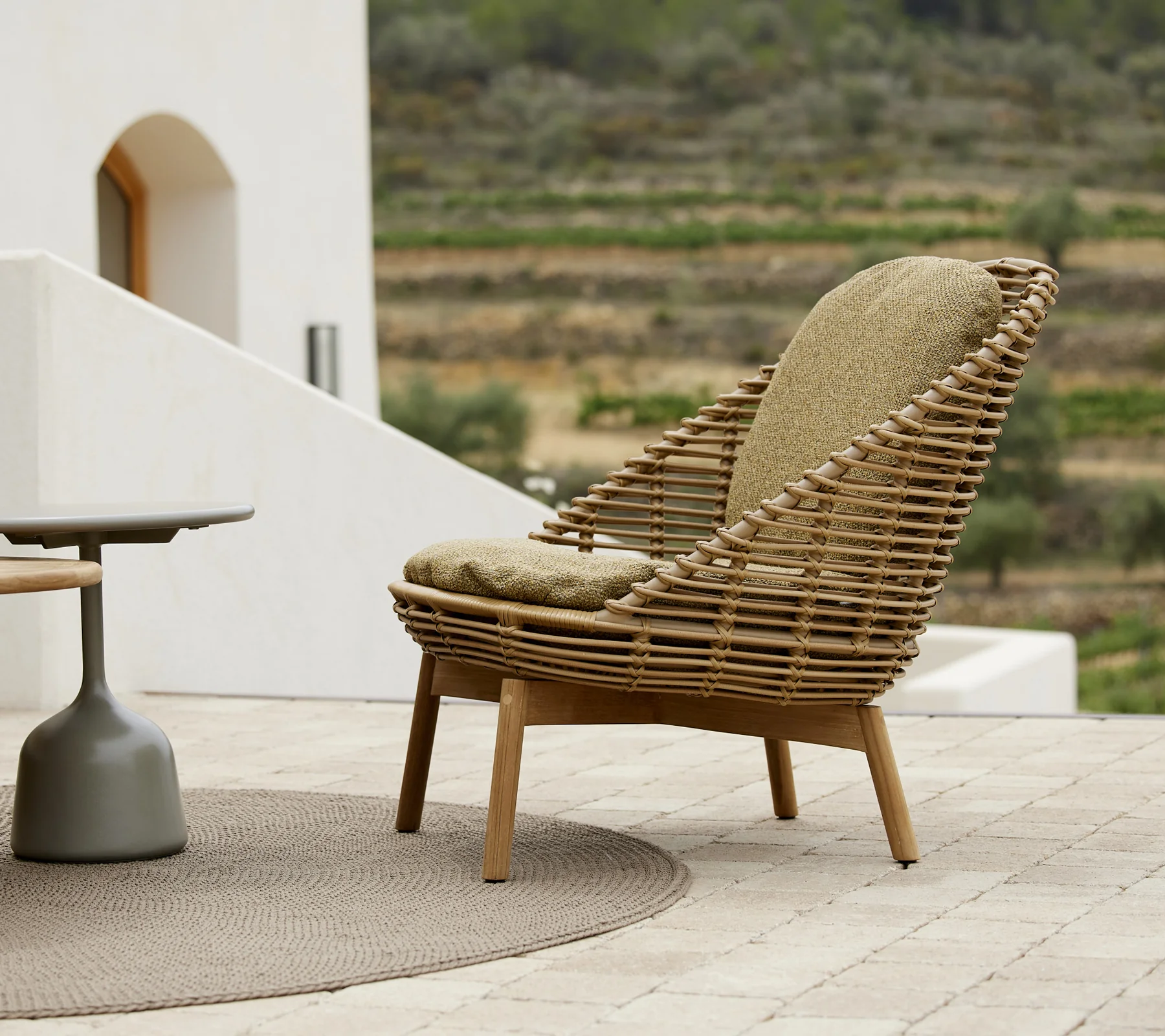 Hive lounge chair - Image 9