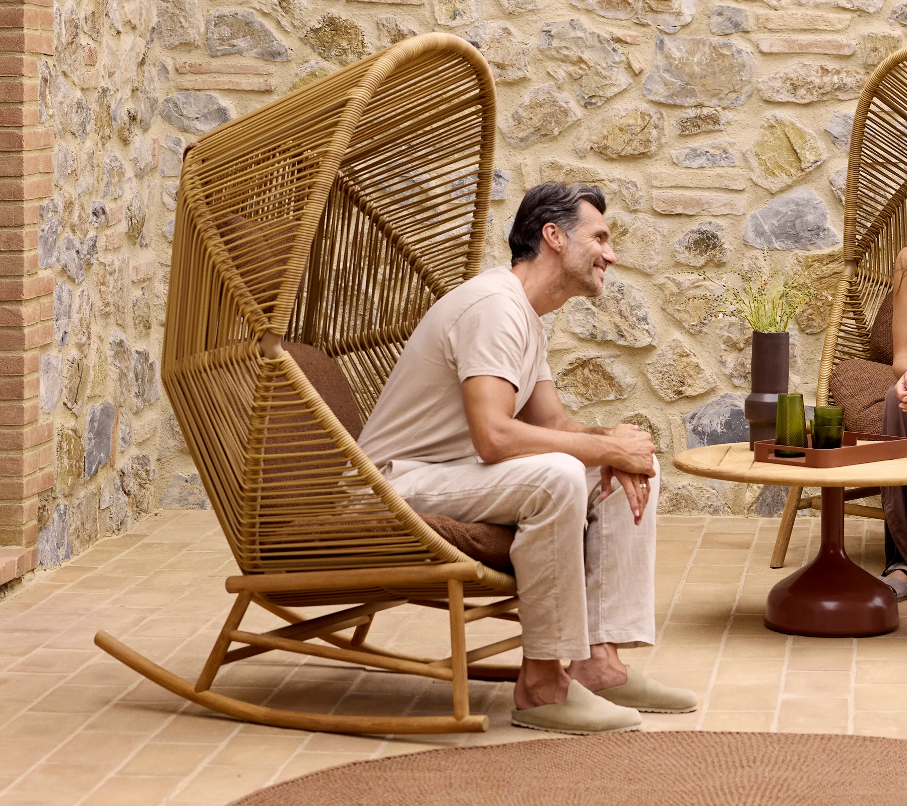 Hive rocking chair - Image 28