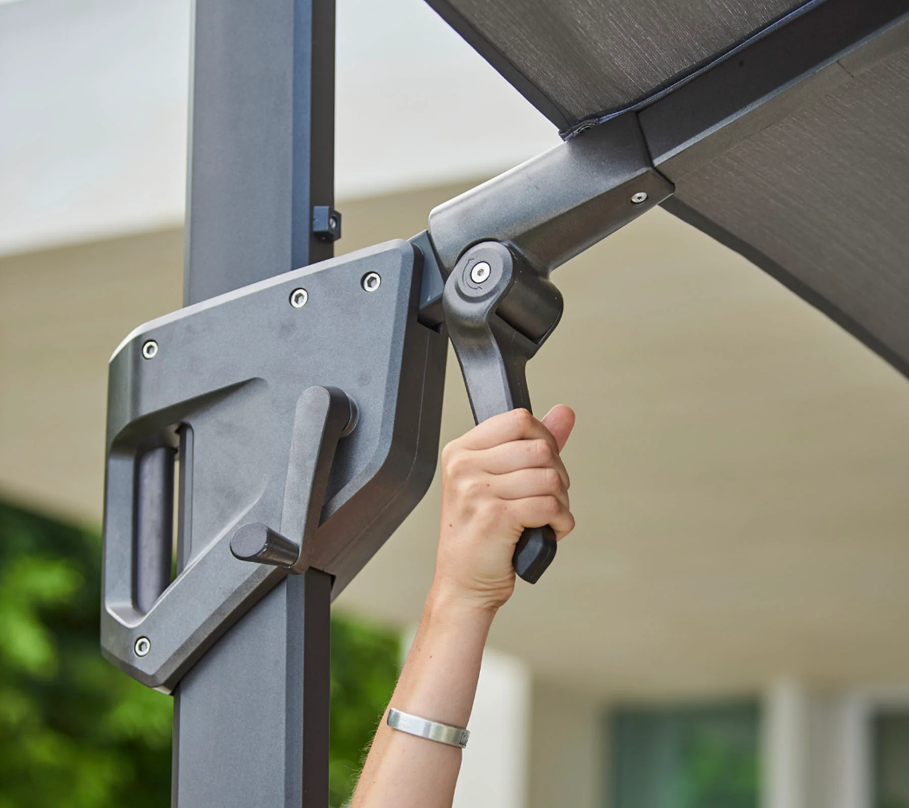 Hyde luxe tilt parasol, 3x3 m - Image 4