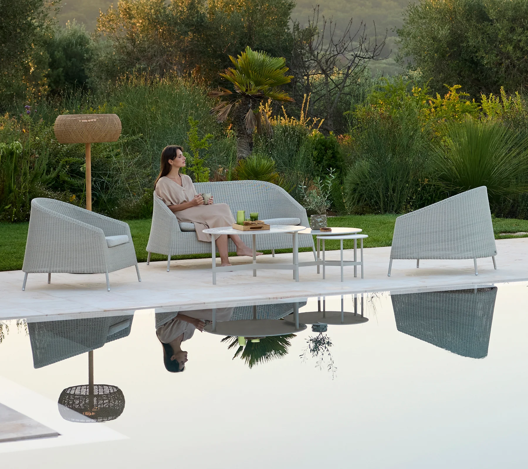 Kingston lounge chair - Image 6