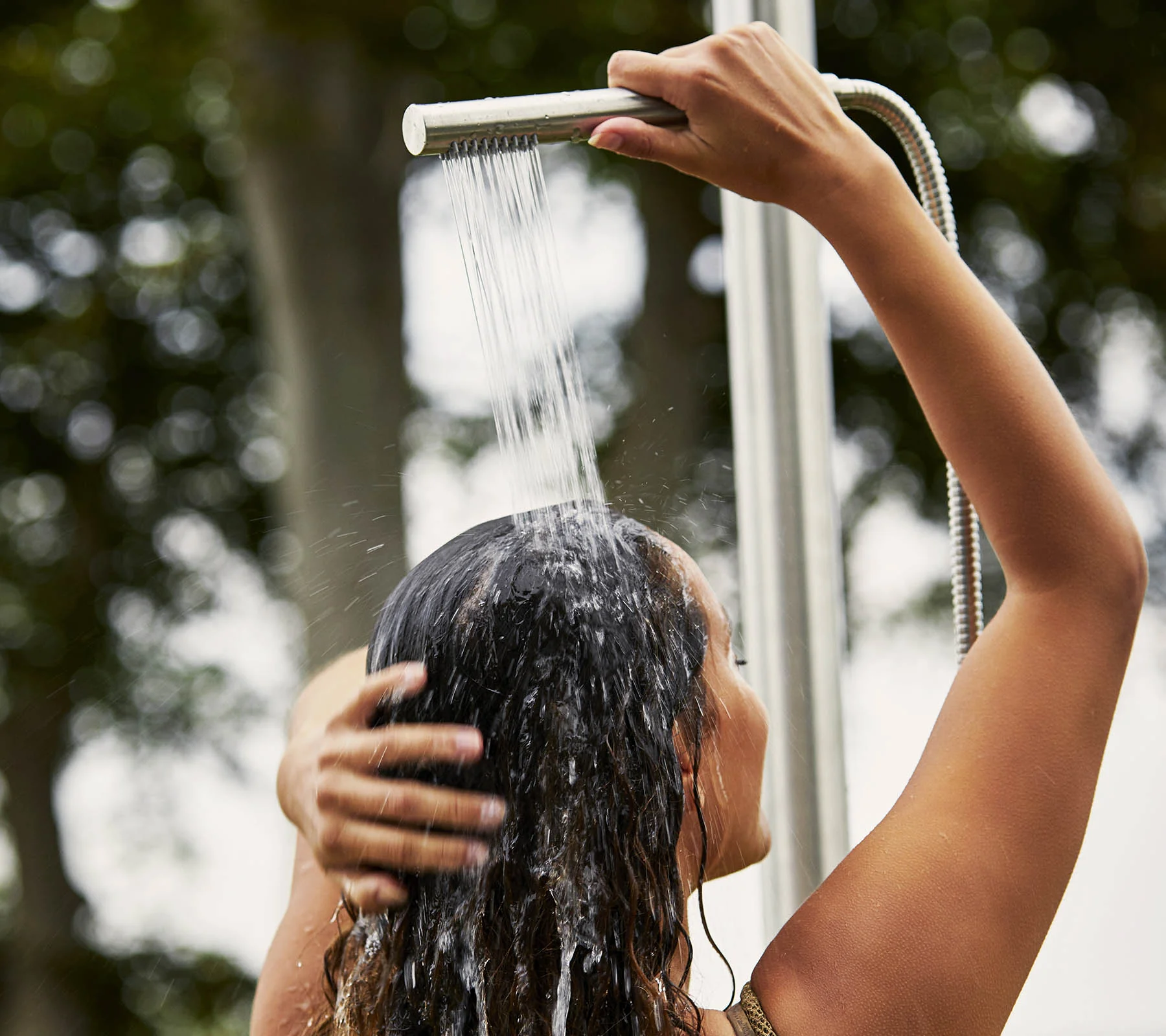 Lagoon shower - Image 5
