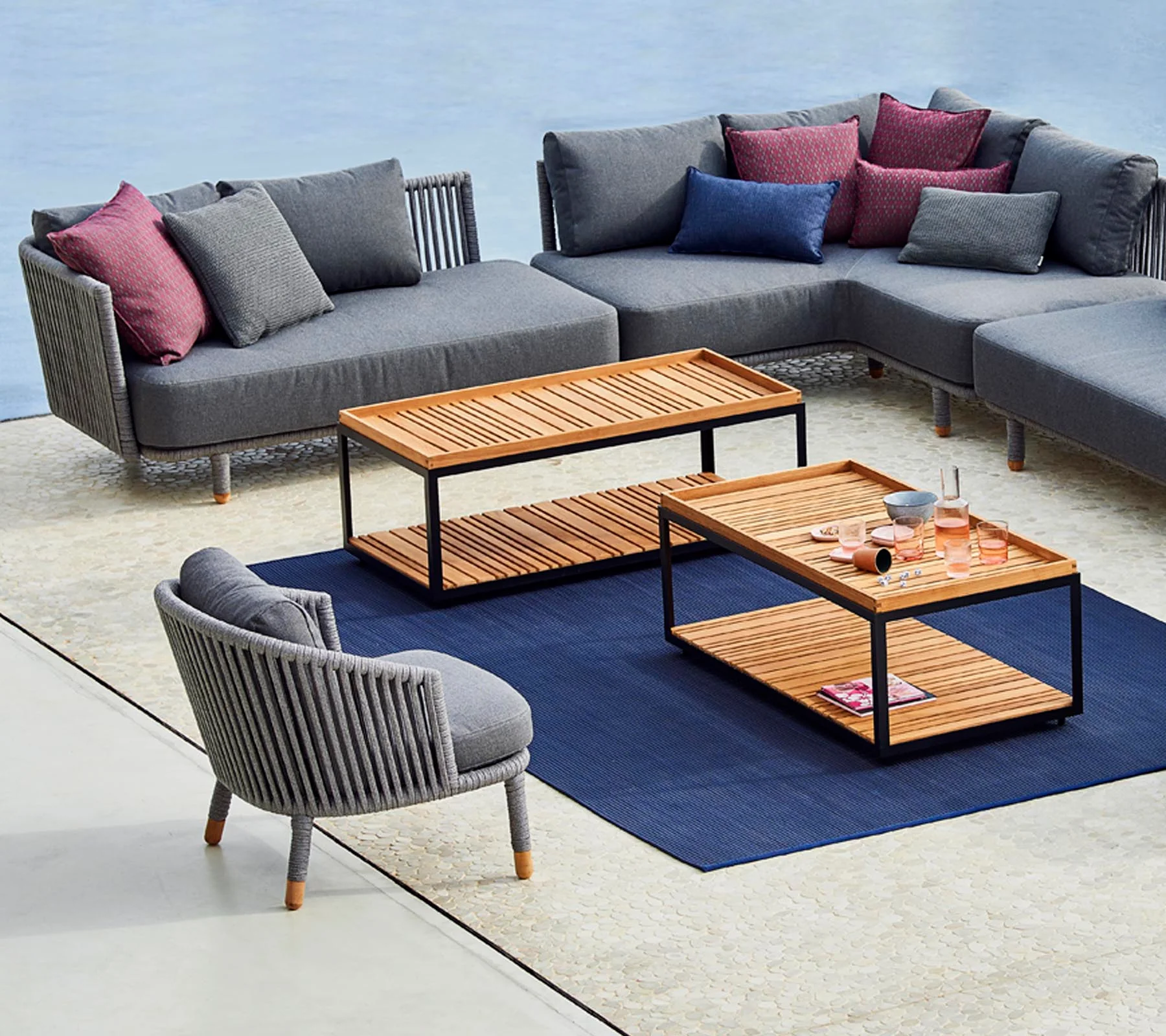 Level coffee table, rectangular - Image 3