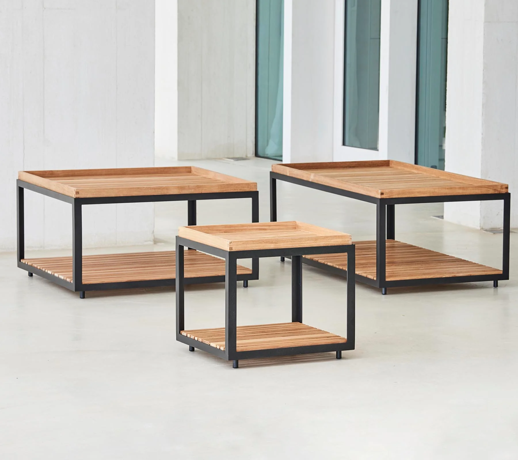 Level coffee table, rectangular - Image 4