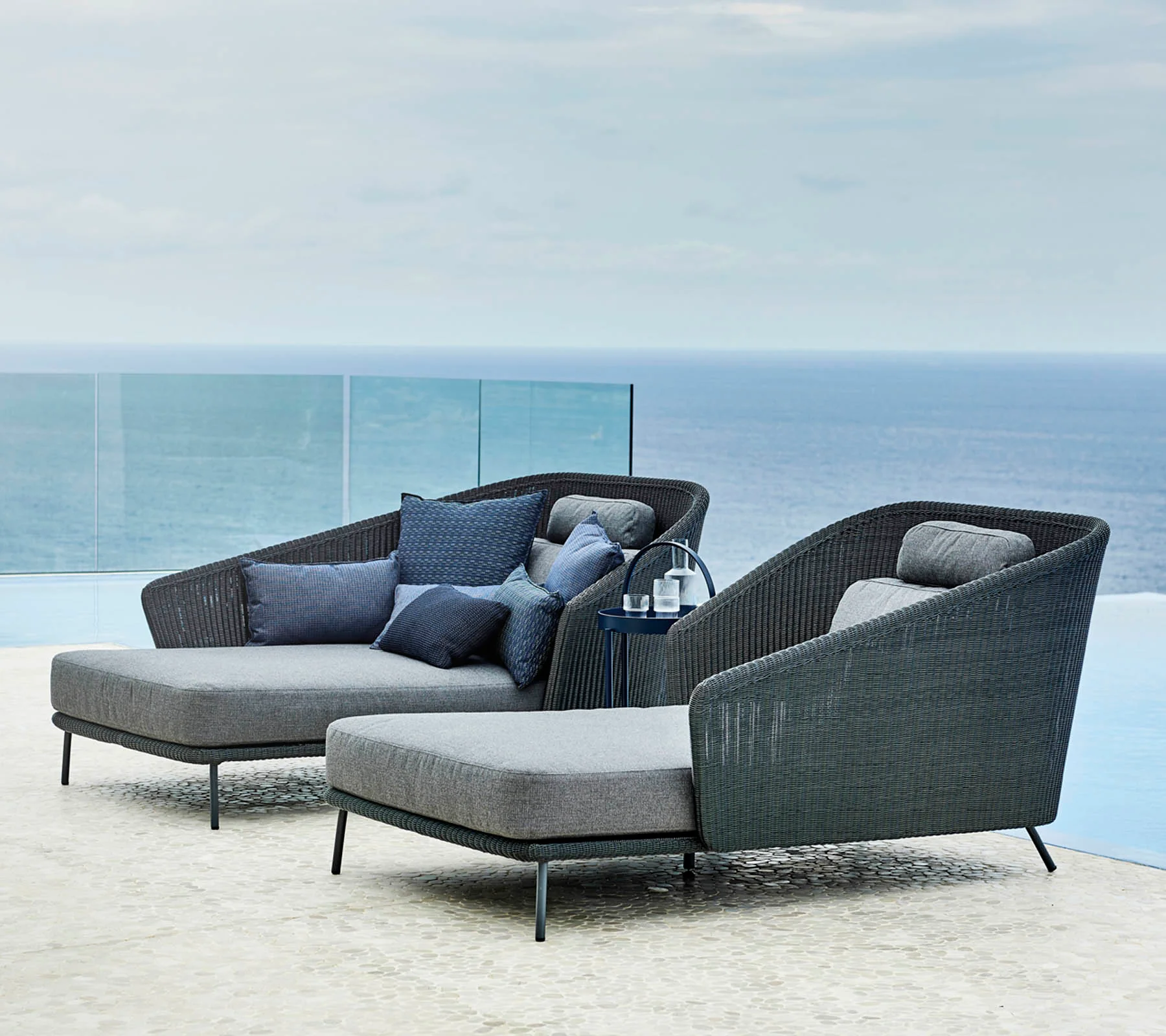 Mega daybed, left - Image 3