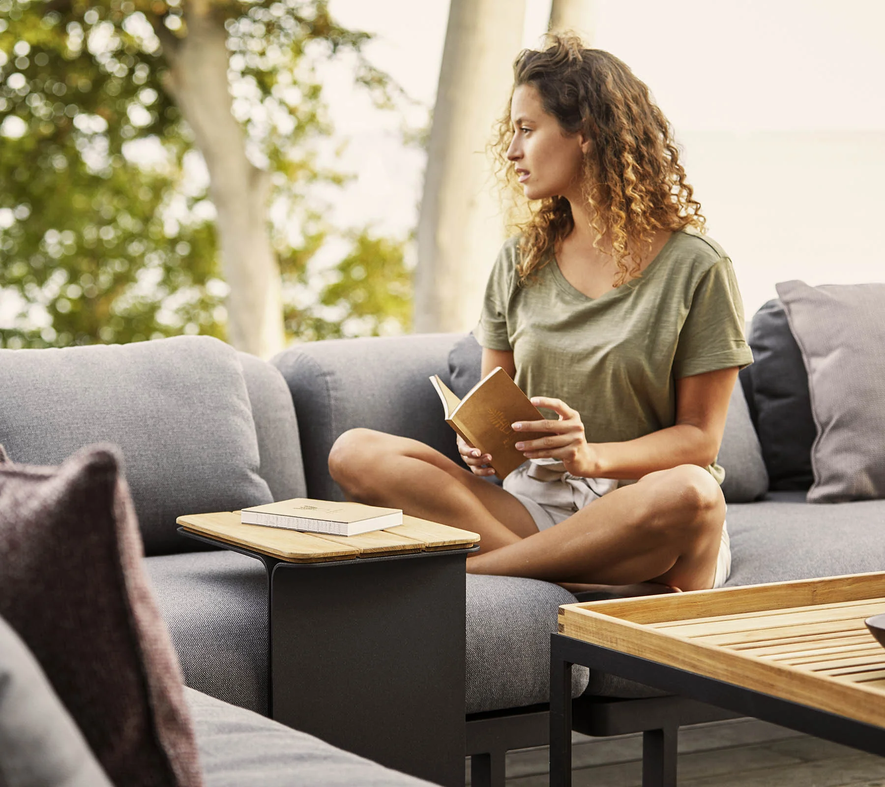 Mega side table - Image 3