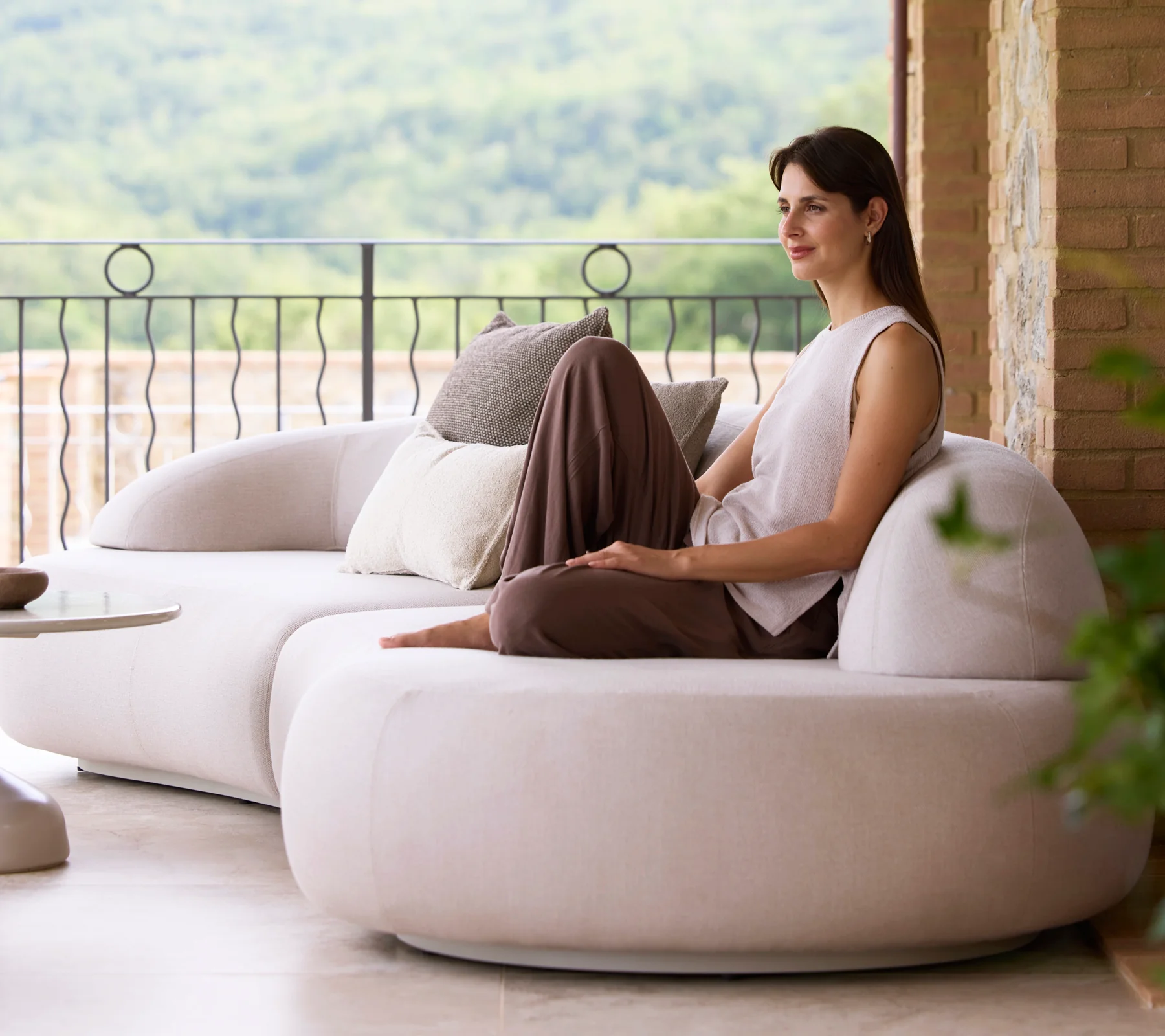 Mellow 4-seater sofa - Image 8