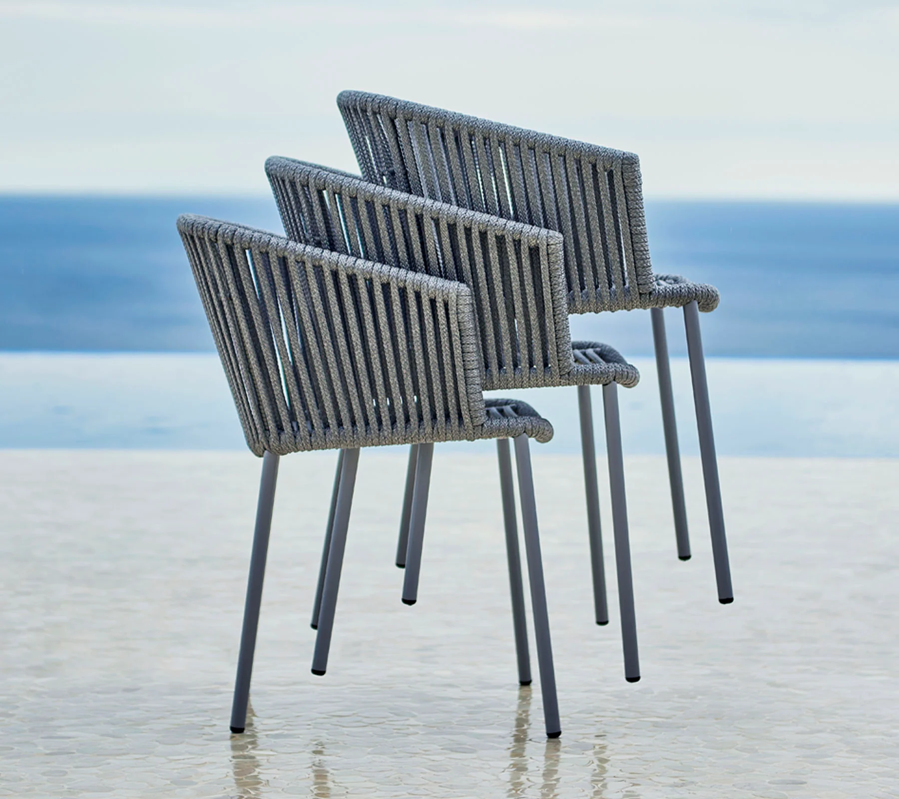 Moments chair, stackable - Image 3