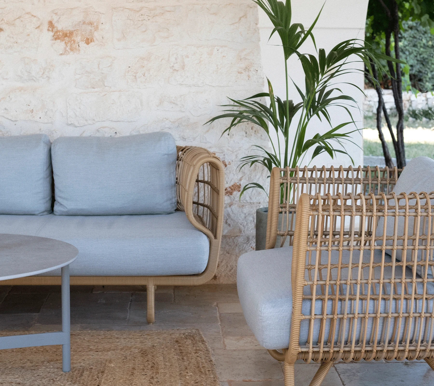 Nest 2-seater sofa - Image 4