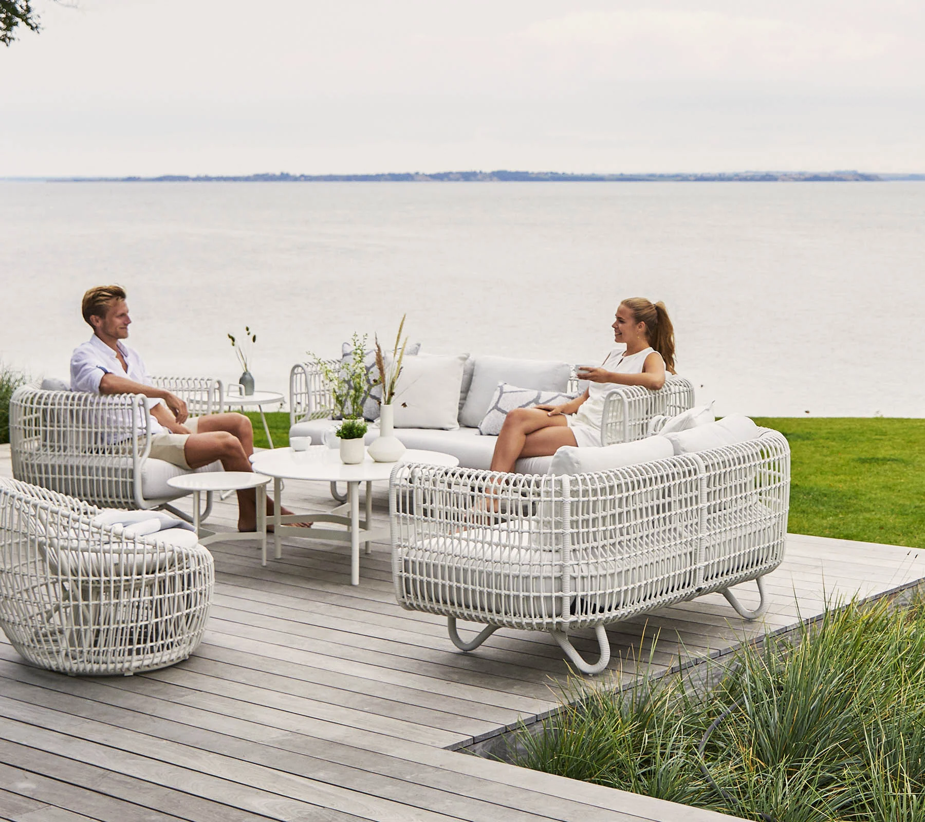 Nest 2-seater sofa - Image 5