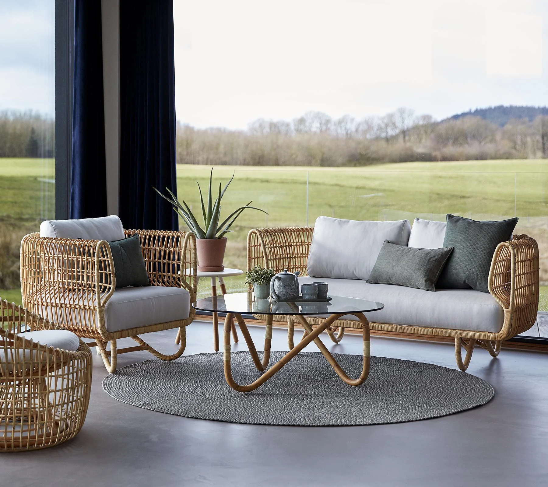 Nest lounge chair - Image 5