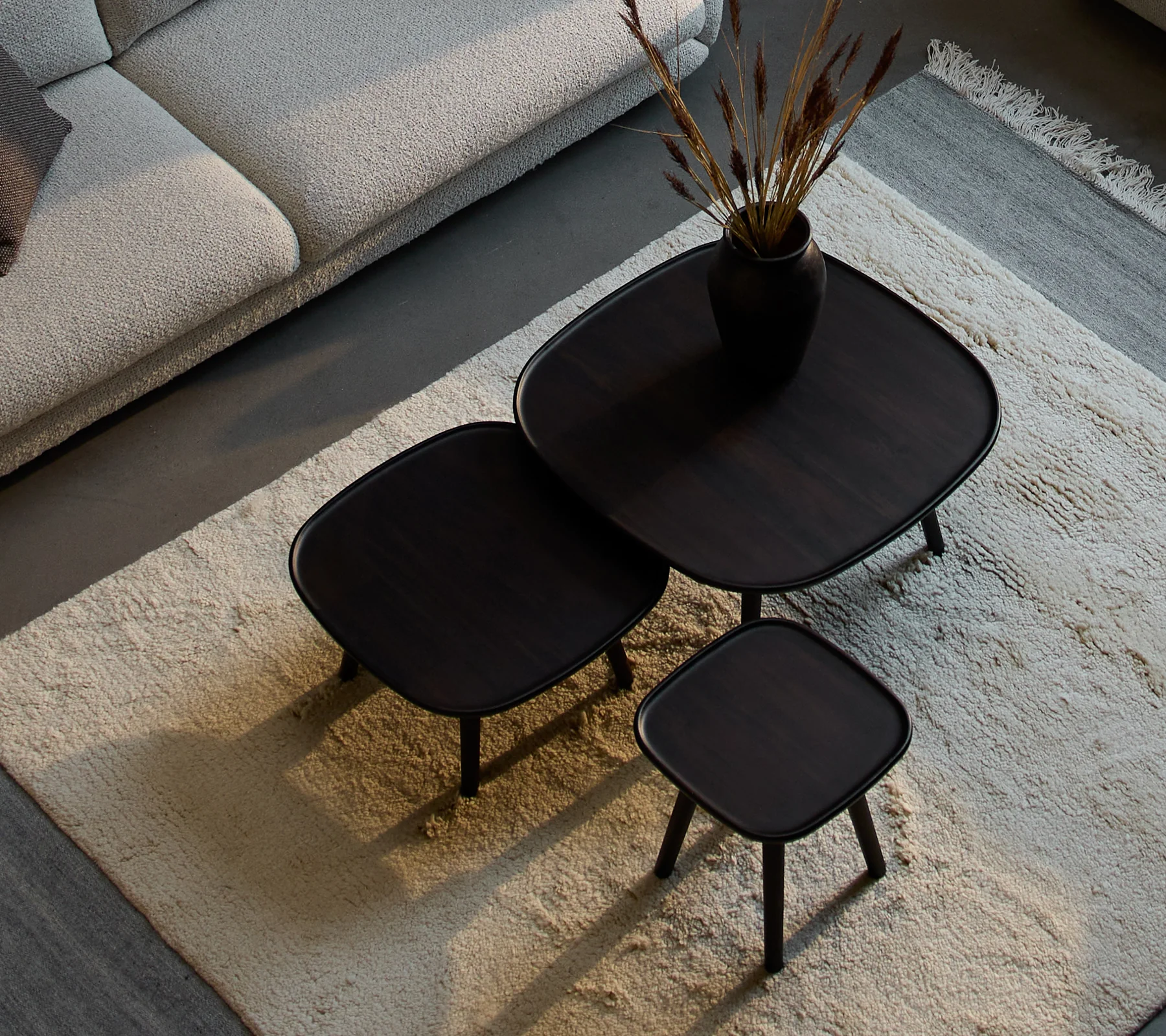 Pace coffee table small - Image 3