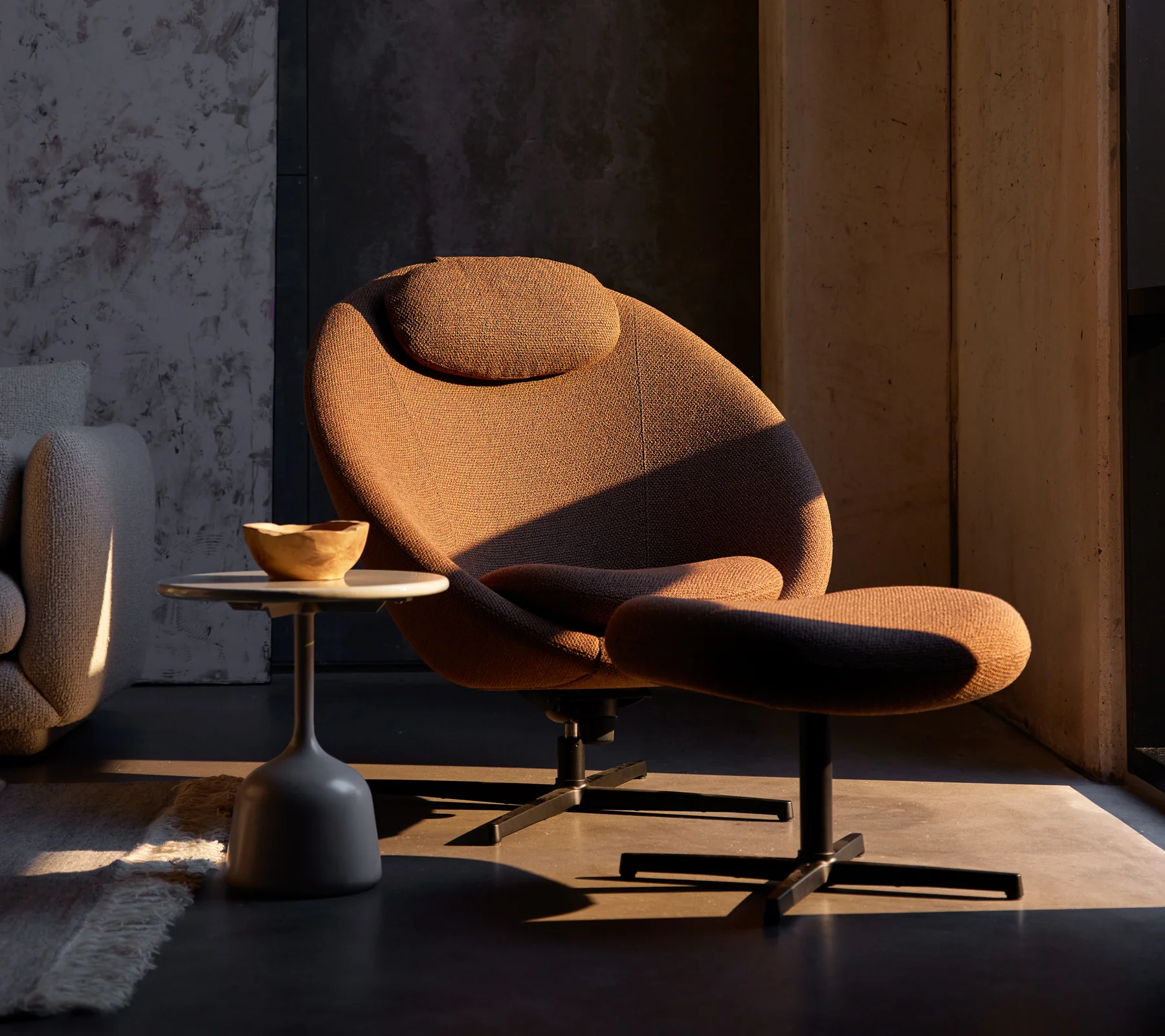 Pace footstool - Image 3