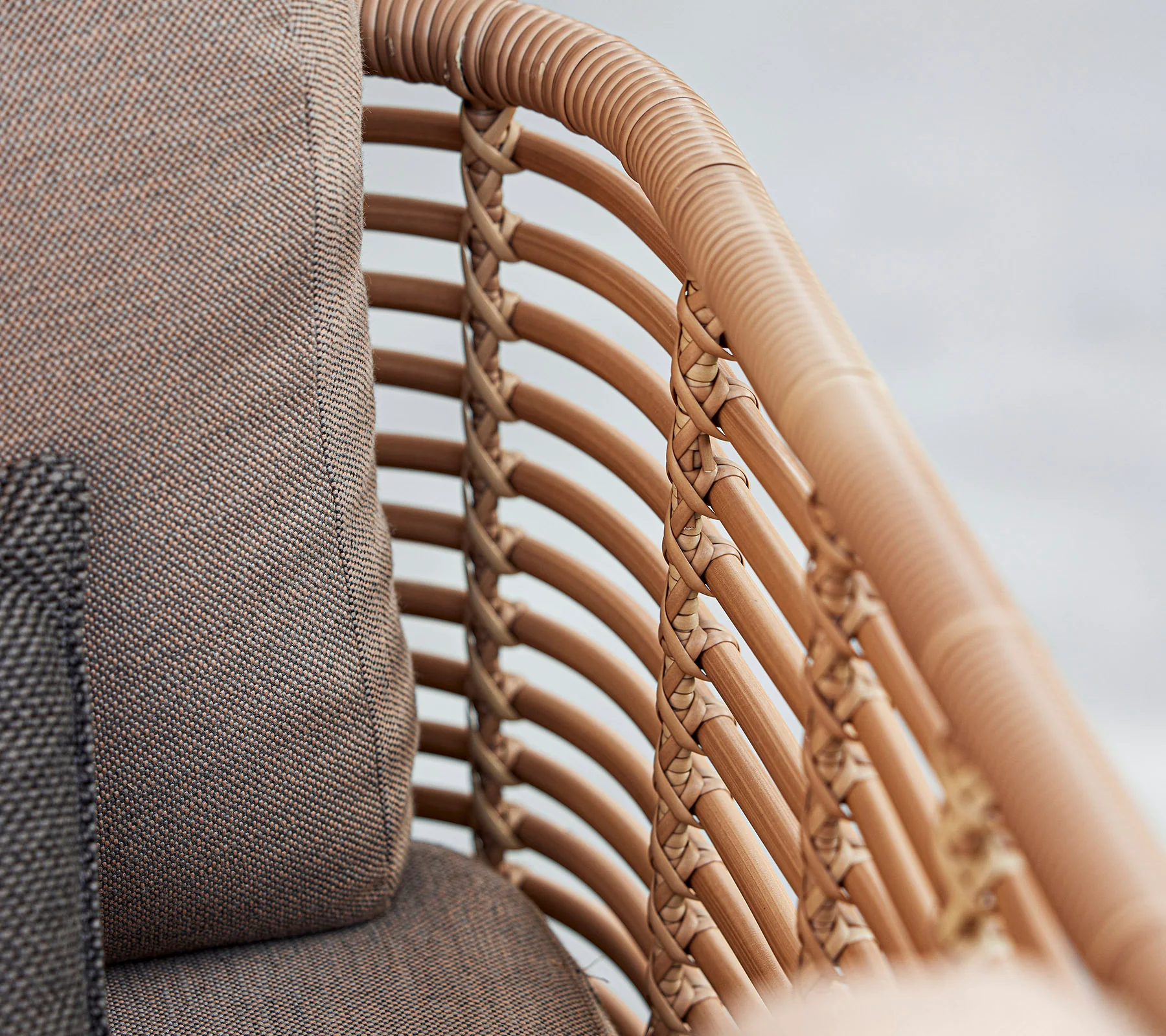 Sense lounge chair - Image 4