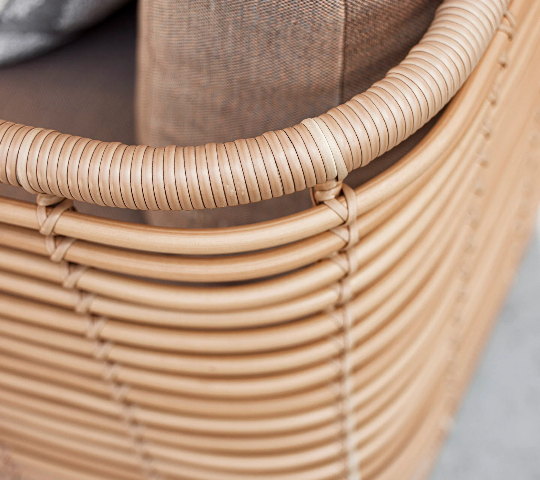 Sense lounge chair - Image 5