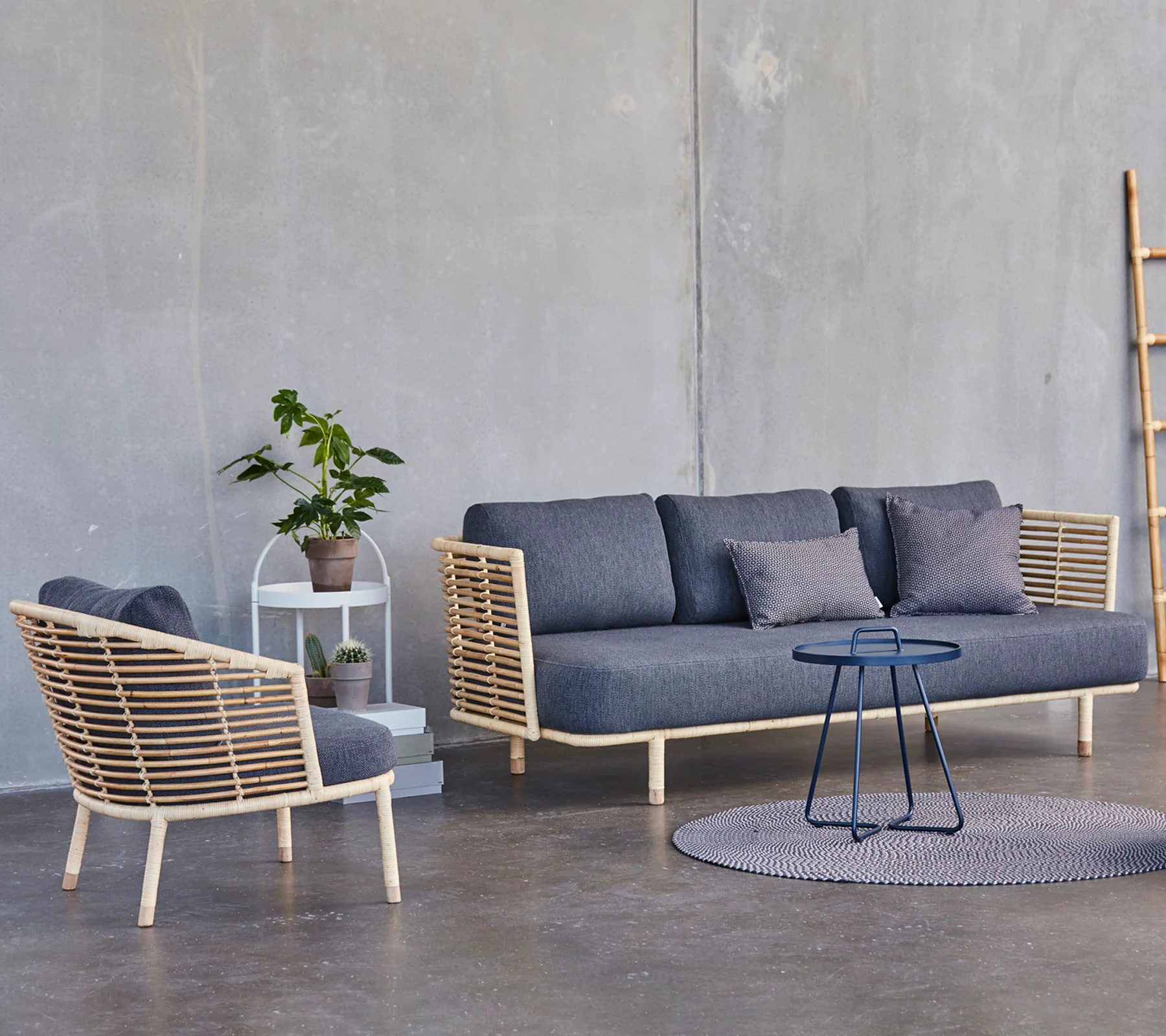 Sense lounge chair - Image 4