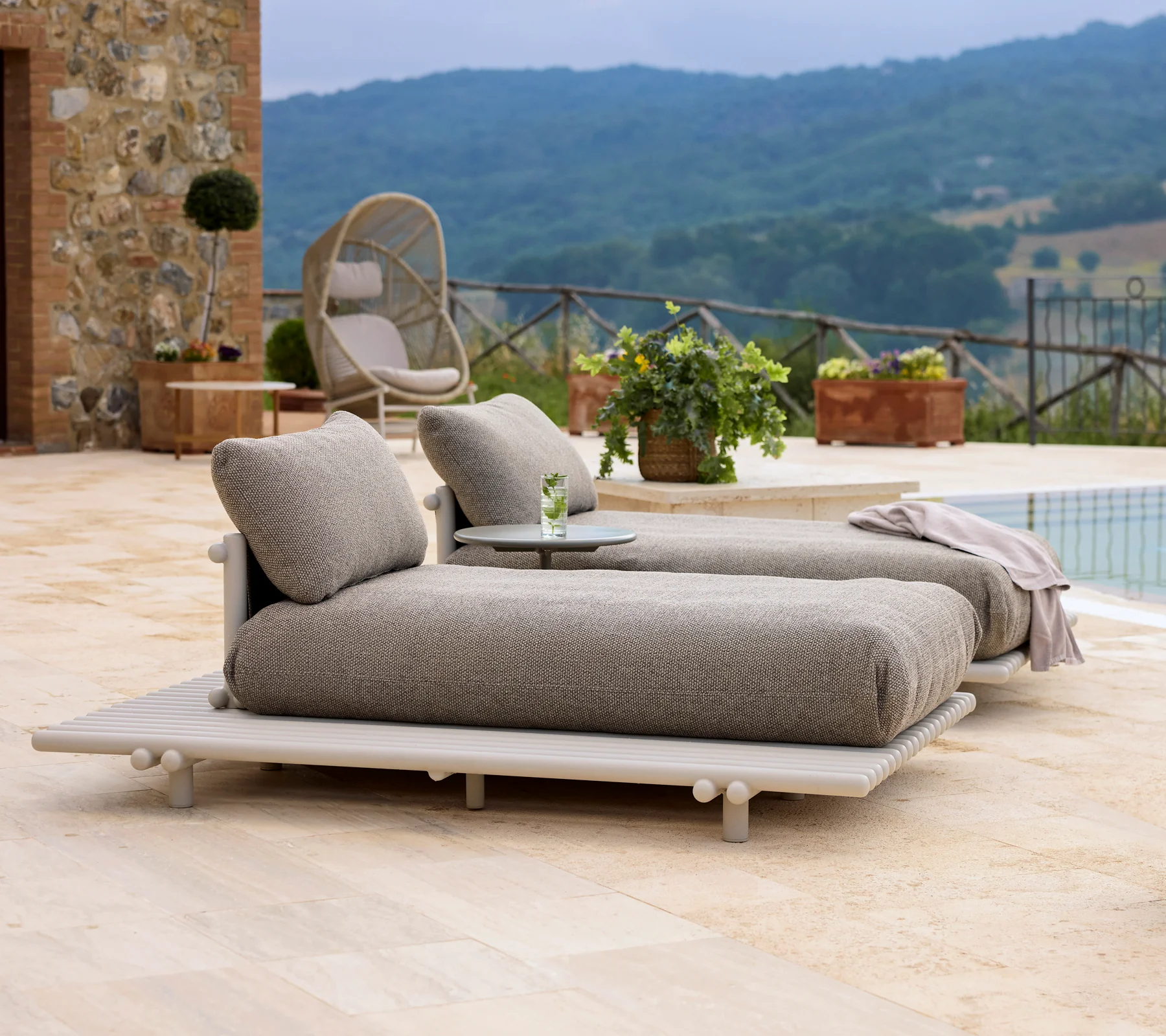 Sticks platform sofa module base - Image 8