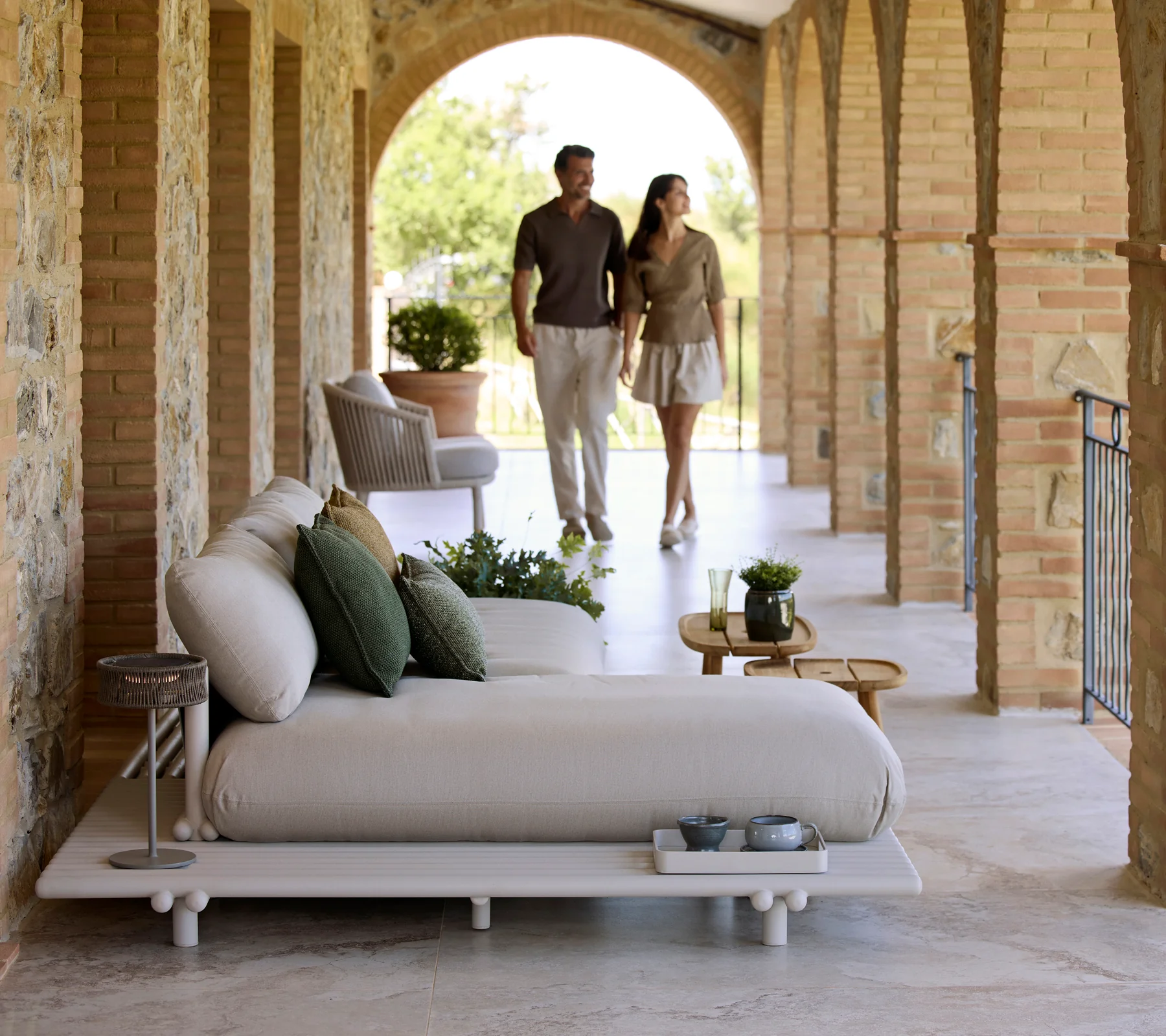 Sticks platform, sofa w/chaise lounge - Image 7