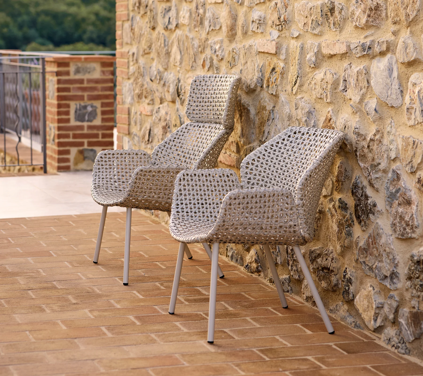 Vibe highback chair - Image 2